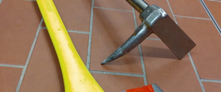 12. Dezember | Halligan Tool